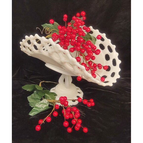 Vintage Westmoreland Milk Glass Doric Open Lace Pedestal Fruit Bowl - Picture 14 of 15